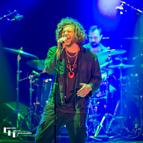 Sweet Crisis - Leo Robarts on vocals