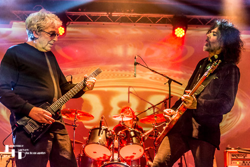 Steve Hillage &  Kavus Torabi on guitars