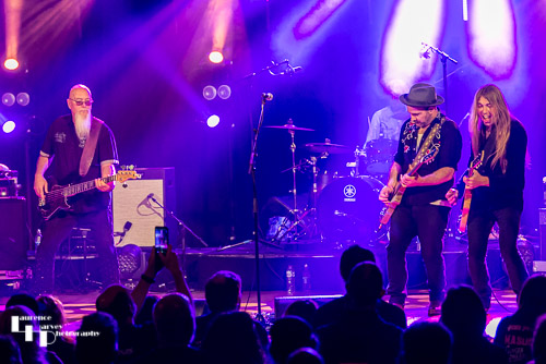 The Sinners on stage at The Apex