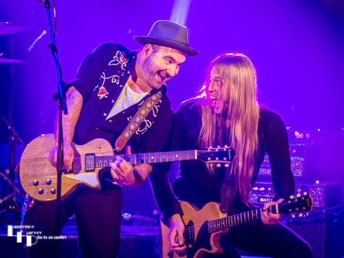 The Sinners - Neil Ivison on guitar & vocals, Sam Wood on guitar