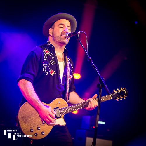 The Sinners - Neil Ivison on guitar & vocals