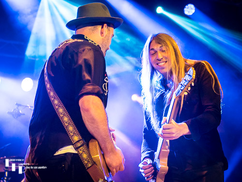 The Sinners - Neil Ivison on guitar & vocals, Sam Wood on guitar