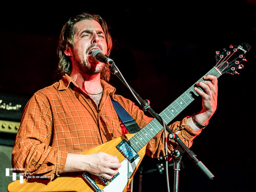 Robert Baker on guitar & vocals