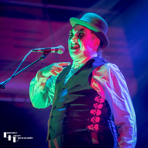 Martyn Jaques on vocals