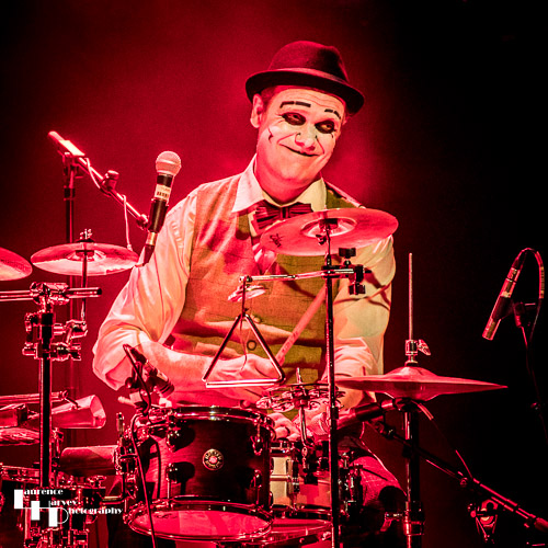 Budi Butenop on drums