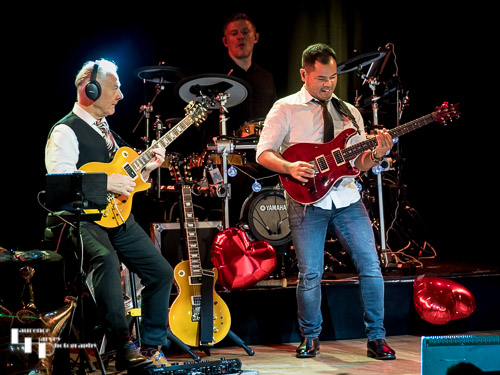 Robert Fripp & Manolo Polidario on guitars, Dave Peach on drums
