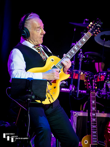 Robert Fripp on guitar