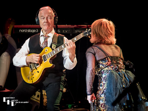 Toyah Willcox on vocals & Robert Fripp on guitar