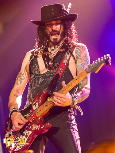 Troy Redfern on slide guitar & vocals