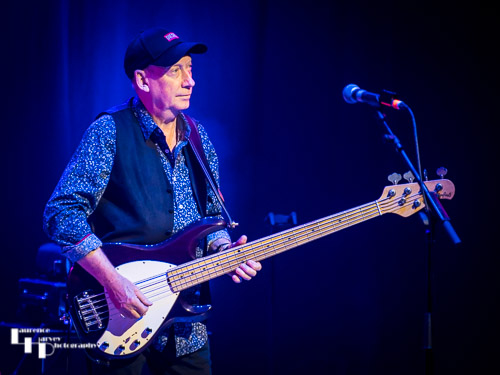 Bob Skeat on bass