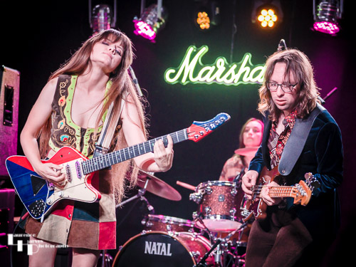 Arielle on vocals & guitar, Devin North on bass