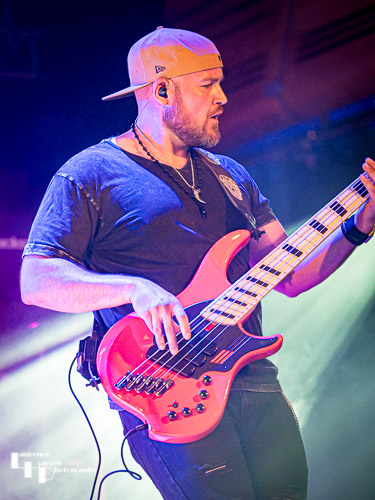 Circus 66: Luke Ward on bass