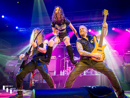 Loz Campbell Band: