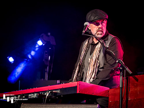 Mickey Finn on keys