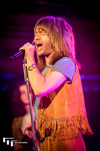 Silveroller: Jonnie Hodson on vocals