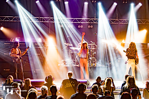 Silveroller on stage at The Apex
