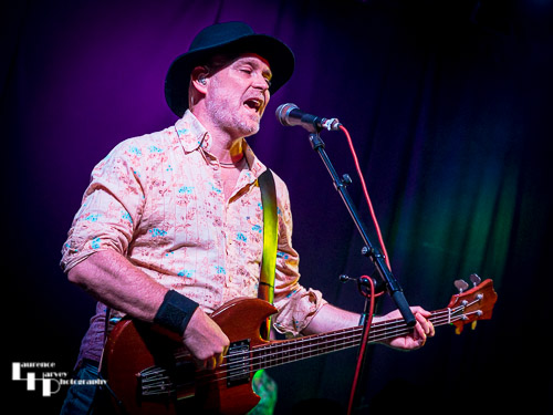 Rob Scholes on bass & backing vocals