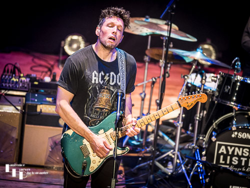 Aynsley Lister on vocals & guitar