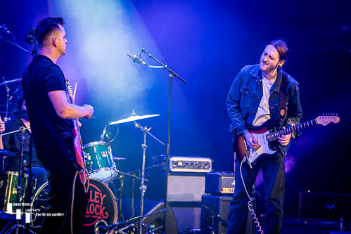 Ashley Sherlock on guitar & vocals, Nick Baxter on bass