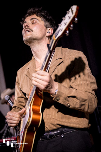 Marco Cinelli on guitar & vocals