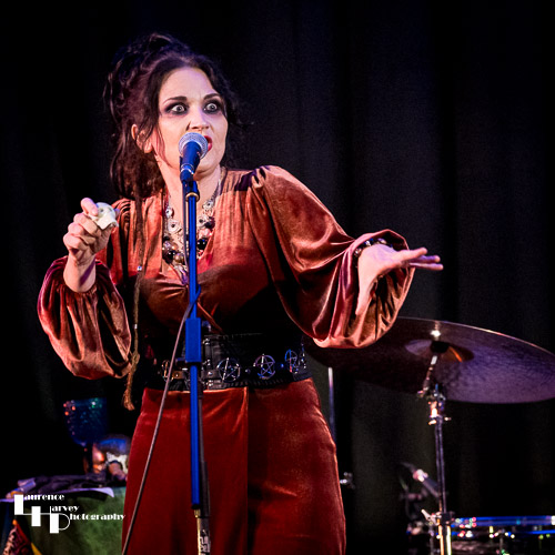 Jo Carley on vocals