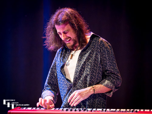 Jamie Pipe on keys