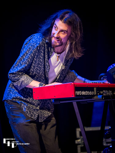 Jamie Pipe on keys