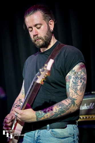 Edd Robinson on guitar