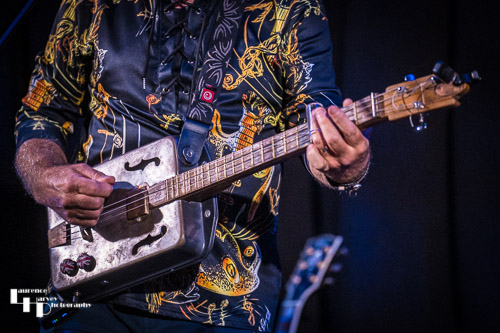 Rob Sands on guitar