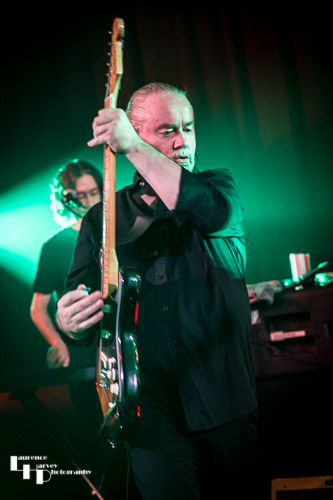 Dean White on guitar & vocals