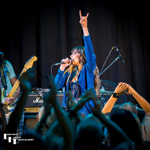 Megan Kane on vocals