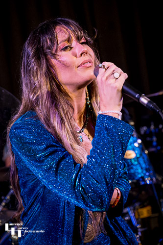 Megan Kane on vocals