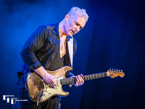 Philip Sayce on vocals & guitar