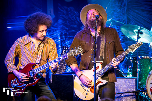 Robert Jon Burrison on lead vocals & guitar, Henry James (Schneekluth) on backing vocals & guitar