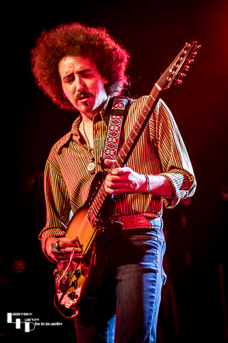 Henry James (Schneekluth) on backing vocals & guitar