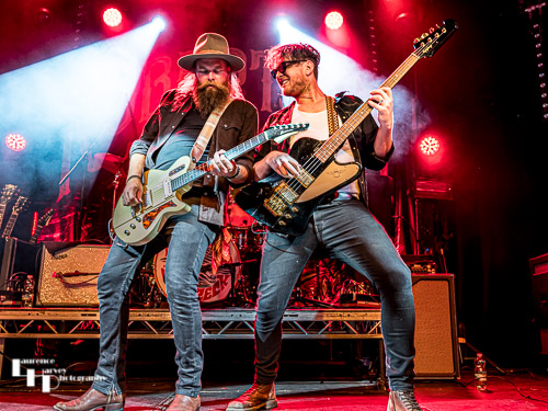 Robert Jon Burrison on lead vocals & guitar, Warren Murrel on bass