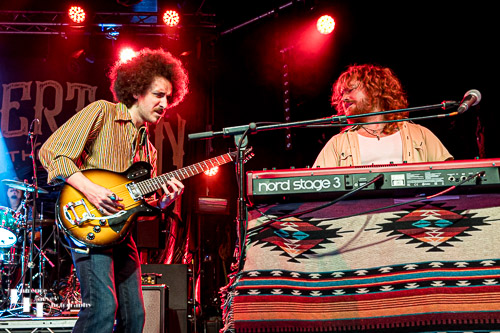 Henry James (Schneekluth) on guitar, Jake Abernathie on keys