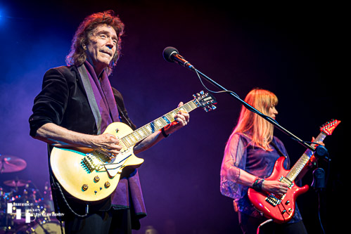 Steve Hackett on guitar & vocals