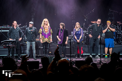 Steve Hackett & his band take their final bows at Ipswich Regent Theatre