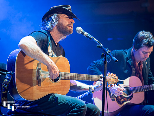 Tom Moriarty on guitar & vocals