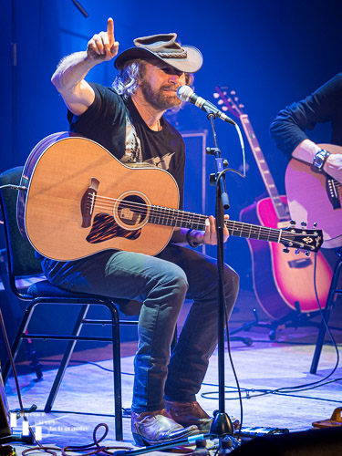 Tom Moriarty on guitar & vocals