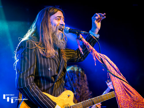 John Hartwell on vocals & guitar