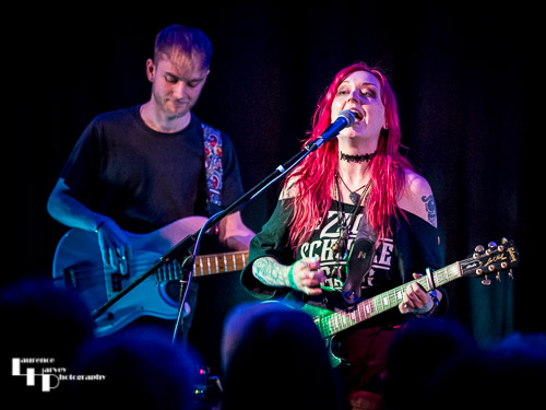 Steph Ashcroft on vocals & guitar, Elliot Clark on bass