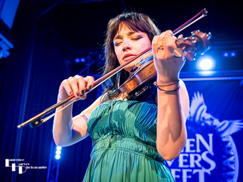 Grace Bond on vocals & violin