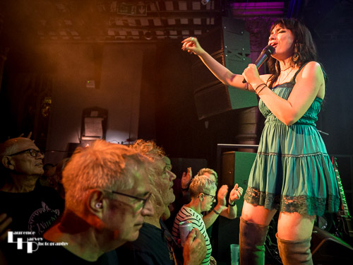 Grace Bond on vocals