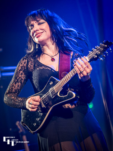 Grace Bond on vocals &, mandolin