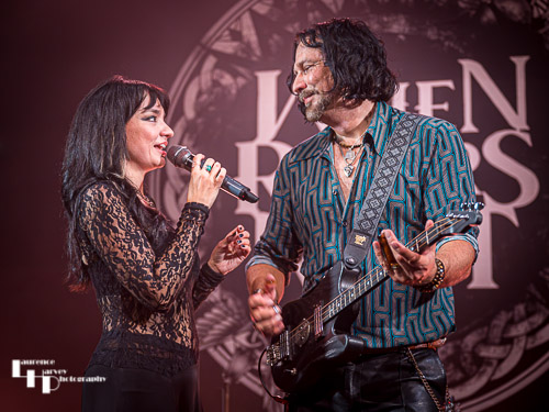 Grace Bond on vocals, Aaron Bond on guitar & vocals
