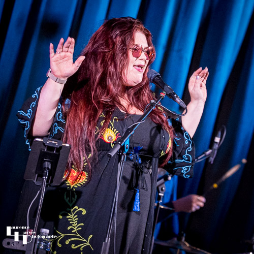 Alice Armstrong on vocals