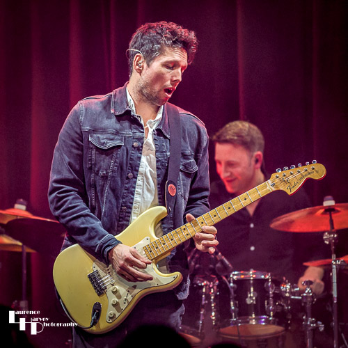 Aynsley Lister on vocals & guitar