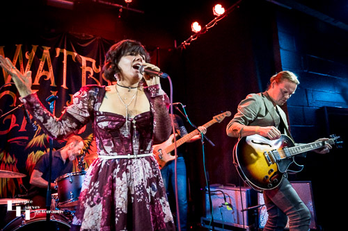 Meghan Parnell on vocals, Dave Barnes on guitar